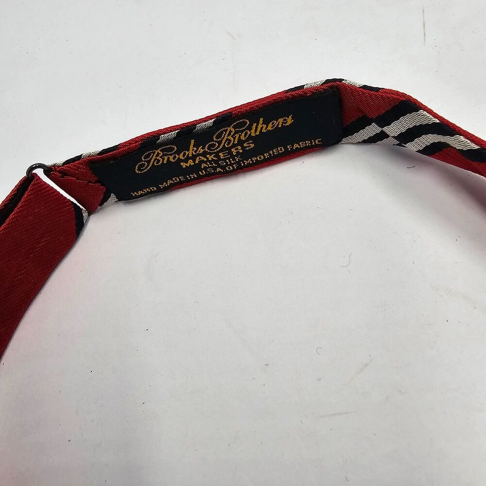 Brooks Brothers Makers Bowtie Silk USA Repp Vintage - Picture 2 of 6